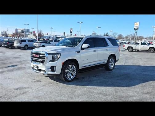 2023 GMC Yukon SLT
