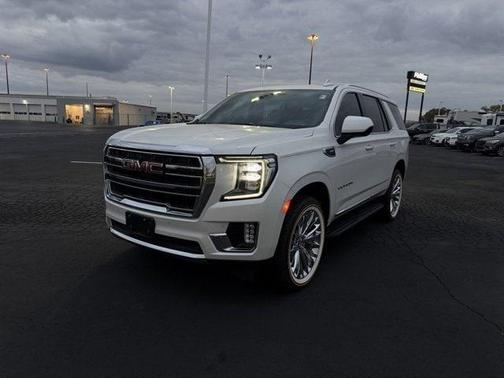 2023 GMC Yukon SLT