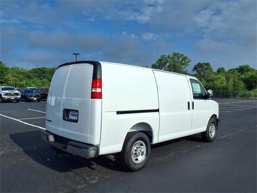 2025 Chevrolet Express 2500 Work Van