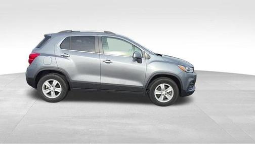 Satin Steel Metallic 2019 Chevrolet Trax LT