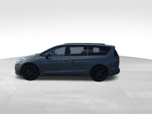 Ceramic Gray Clearcoat 2025 Chrysler Pacifica Limited