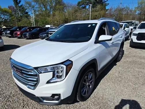 2022 GMC Terrain SLT