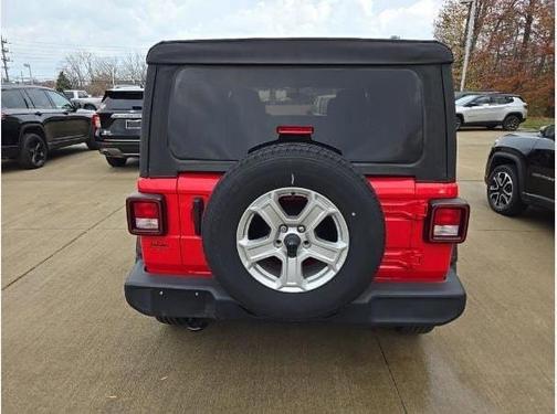 2022 Jeep Wrangler Unlimited Sport