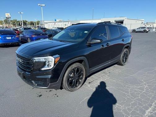 2022 GMC Terrain SLE