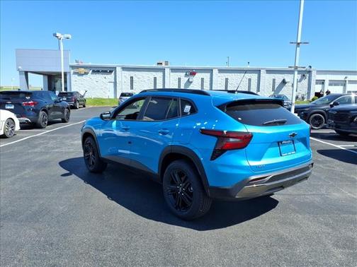 Marina Blue 2026 Chevrolet Trax ACTIV
