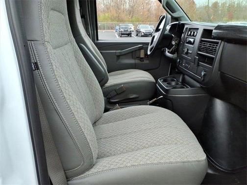 2025 Chevrolet Express 3500 Work Van