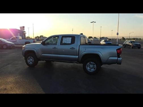 2022 Toyota Tacoma SR
