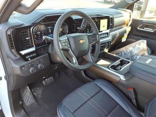 2026 Chevrolet Silverado 3500 High Country