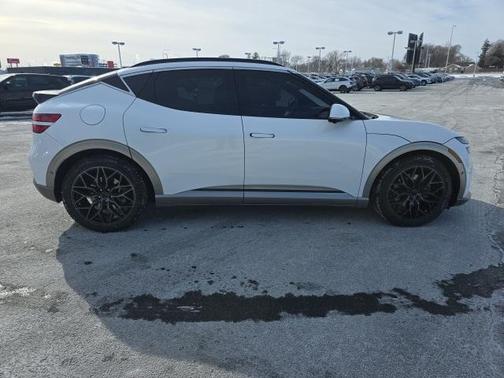 2024 Genesis GV60 Advanced