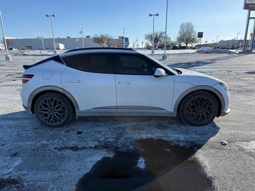 2024 Genesis GV60 Advanced