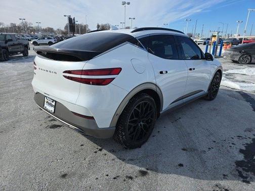 2024 Genesis GV60 Advanced