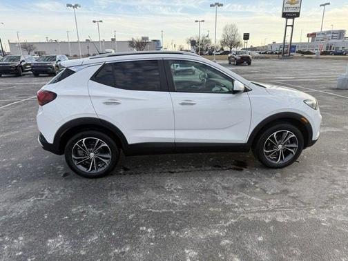 2022 Buick Encore GX Select