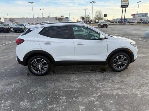 2022 Buick Encore GX Select