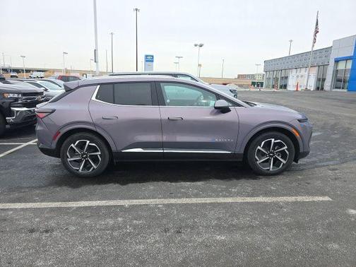 2025 Chevrolet Equinox EV LT 2