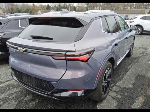 2025 Chevrolet Equinox EV LT 2