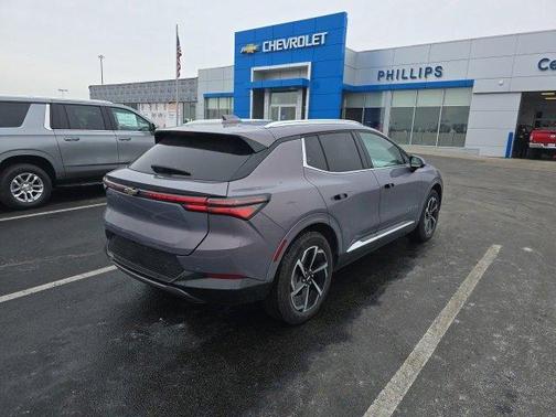 2025 Chevrolet Equinox EV LT 2