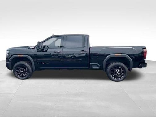 Onyx Black 2024 GMC Sierra 2500 AT4