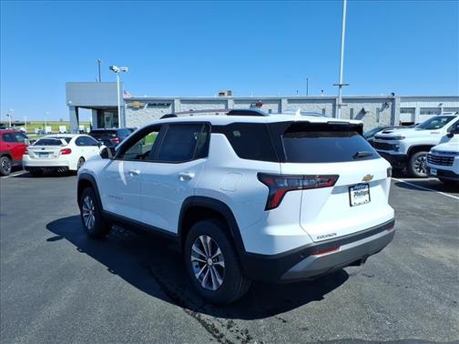 Summit White 2026 Chevrolet Equinox LT