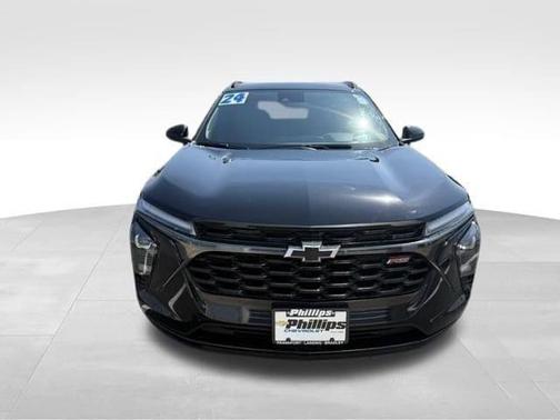 Mosaic Black Metallic 2024 Chevrolet Trax 2RS