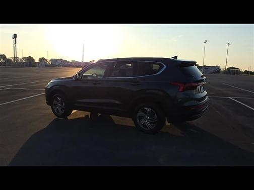 2022 Hyundai SANTA FE SE