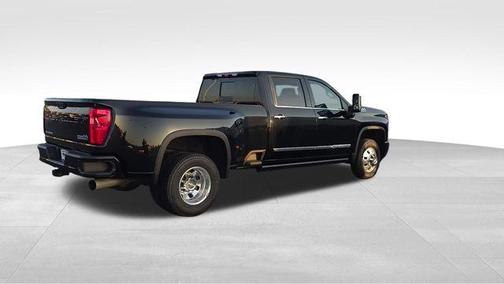 Black 2024 Chevrolet Silverado 3500 High Country