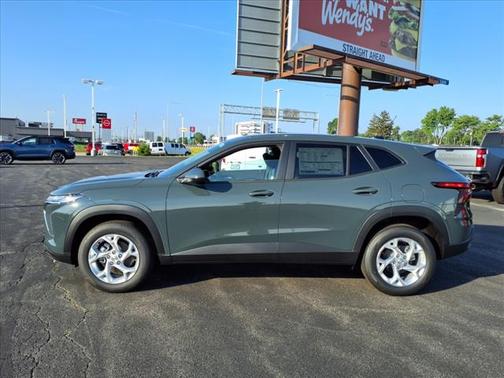 2025 Chevrolet Trax LS