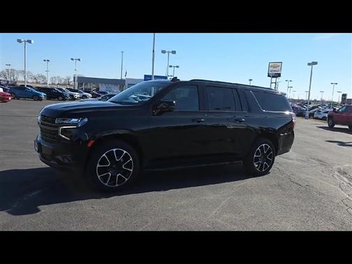 2022 Chevrolet Suburban RST