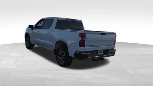 Summit White 2024 Chevrolet Silverado 1500 LT