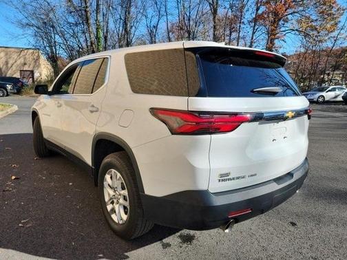 2023 Chevrolet Traverse LS