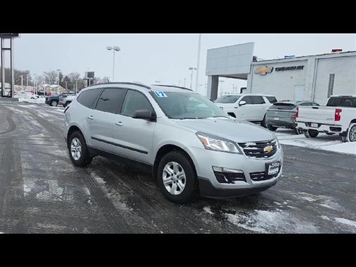 2017 Chevrolet Traverse LS