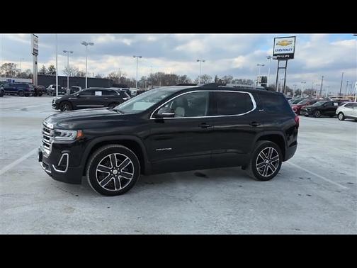2023 GMC Acadia SLT