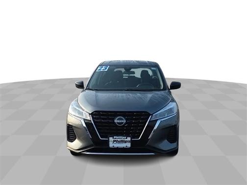 2023 Nissan Kicks S