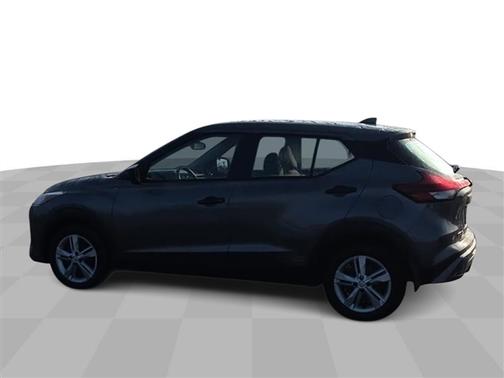 2023 Nissan Kicks S
