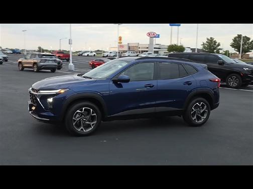 2024 Chevrolet Trax LT