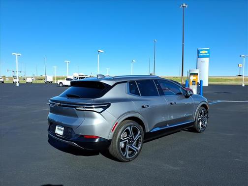 2026 Chevrolet Equinox EV LT 2