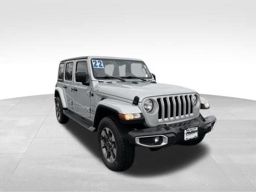 Silver Zynith Clearcoat 2022 Jeep Wrangler Unlimited Sahara