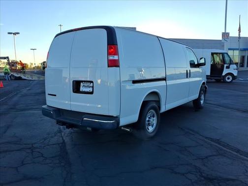 2025 Chevrolet Express 2500 Work Van
