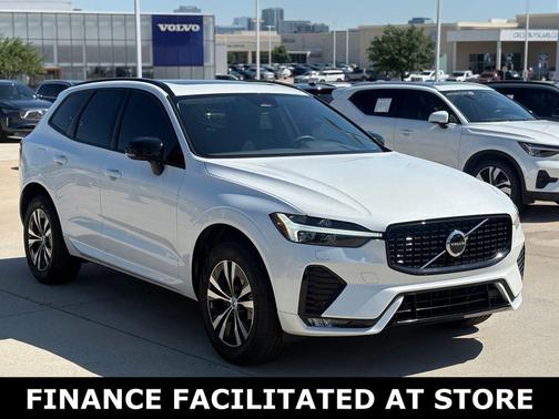 Crystal White Metallic 2025 Volvo XC60 B5 AWD