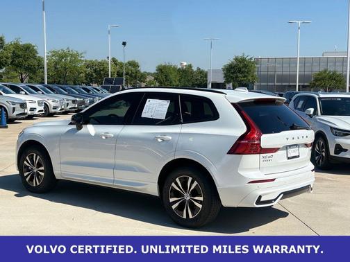 Crystal White Metallic 2025 Volvo XC60 B5 AWD