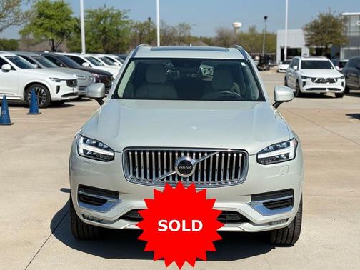 2022 Volvo XC90 T6 Inscription