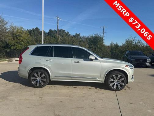 2022 Volvo XC90 T6 Inscription