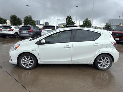 2013 Toyota Prius c Three