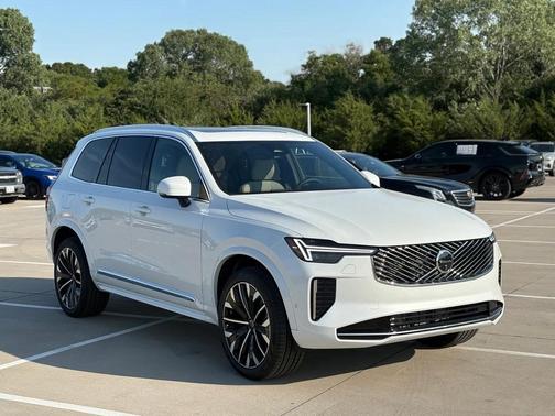 2026 Volvo XC90 B6 Plus 7-Seater