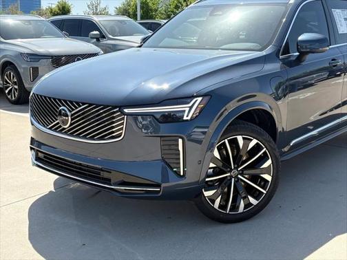 2025 Volvo XC90 Plug-In Hybrid T8 (2025.5) Plus 7-Seater