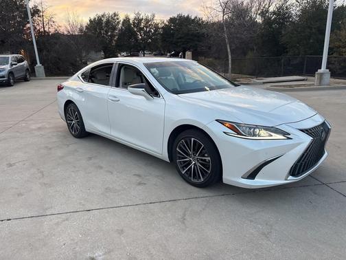 2023 Lexus ES 350 Base