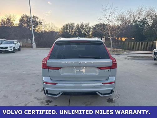 2025 Volvo XC60 B5 Plus
