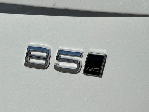 2026 Volvo XC90 B5 Plus 7-Seater