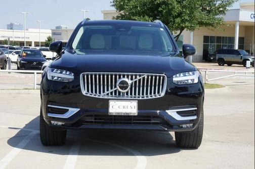 2024 Volvo XC90 B6 Plus Bright Theme
