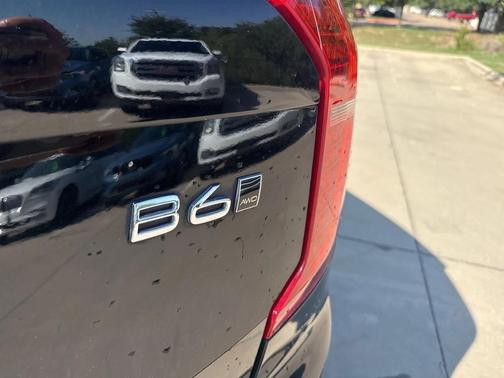 2024 Volvo XC90 B6 Plus Bright Theme