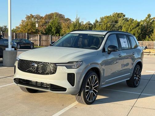 2026 Volvo XC90 B6 Ultra Dark Theme 7-Seater